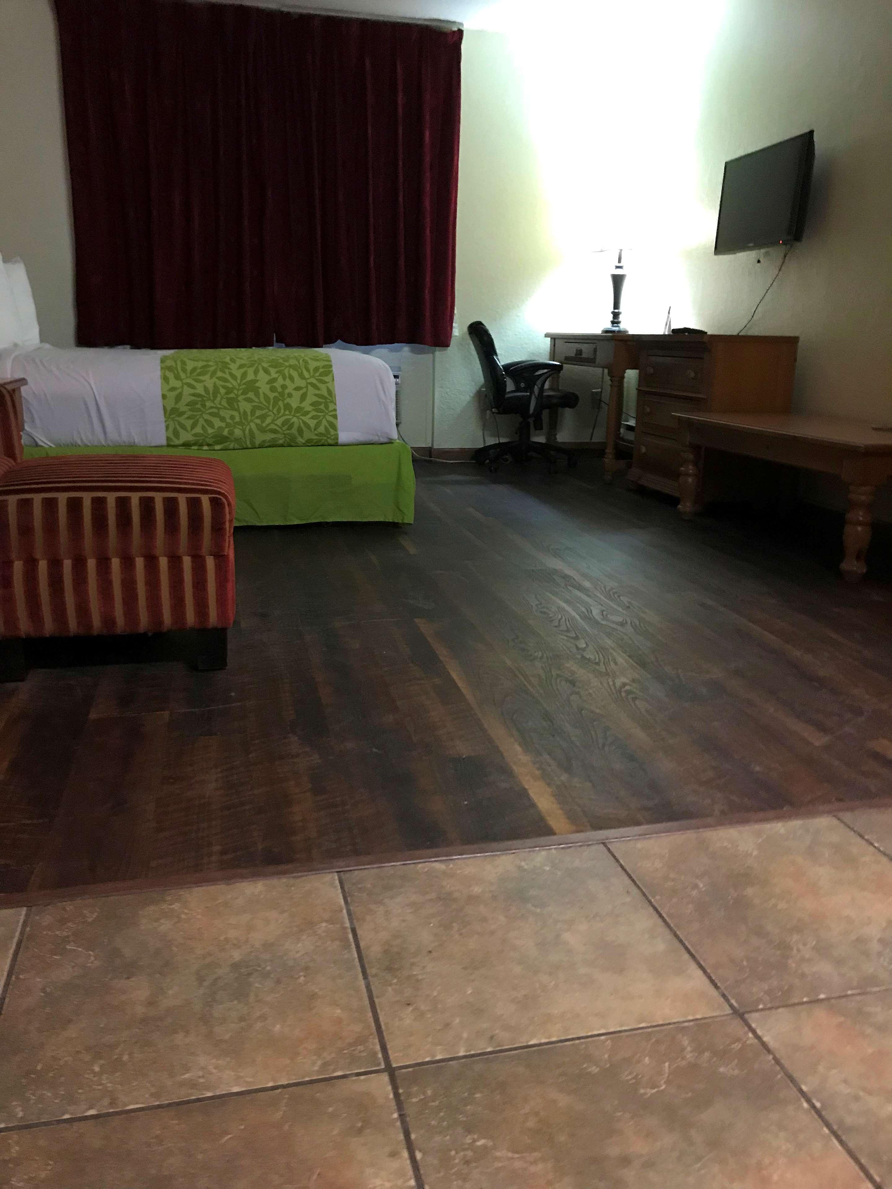 Americas Best Value Inn & Suites Anchorage Airport Eksteriør billede
